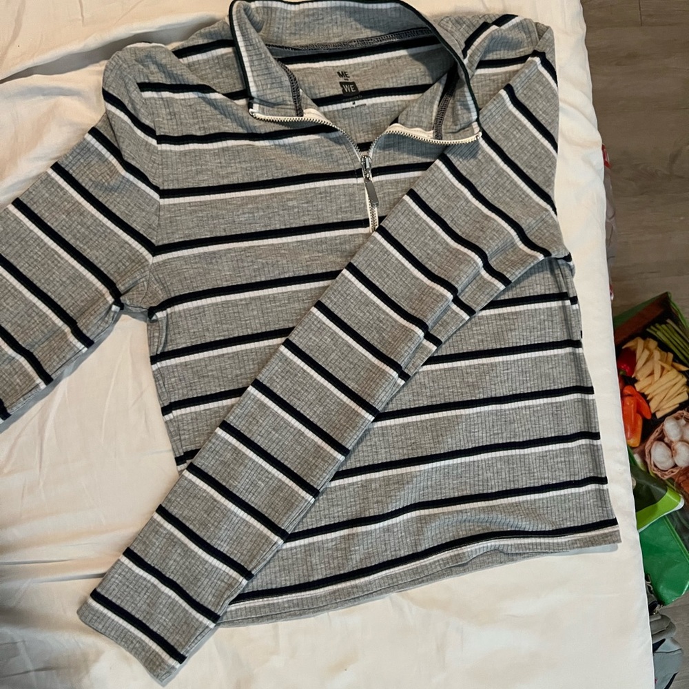 Striped Grey Longsleeve top